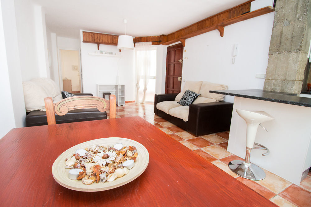 Apartamentos Malaga Centro Hernán Ruiz Málaga Exterior foto